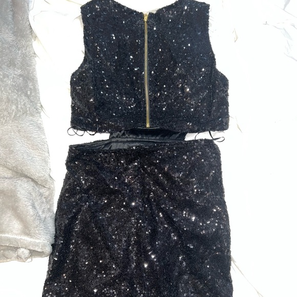 Tobi black sequin dress - Picture 2 of 2